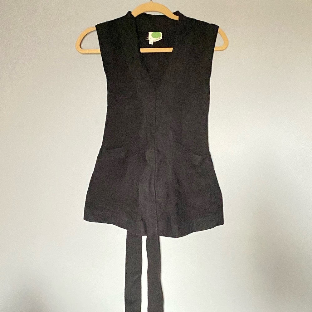 Anthropology thick knit top with pockets and tie for waist